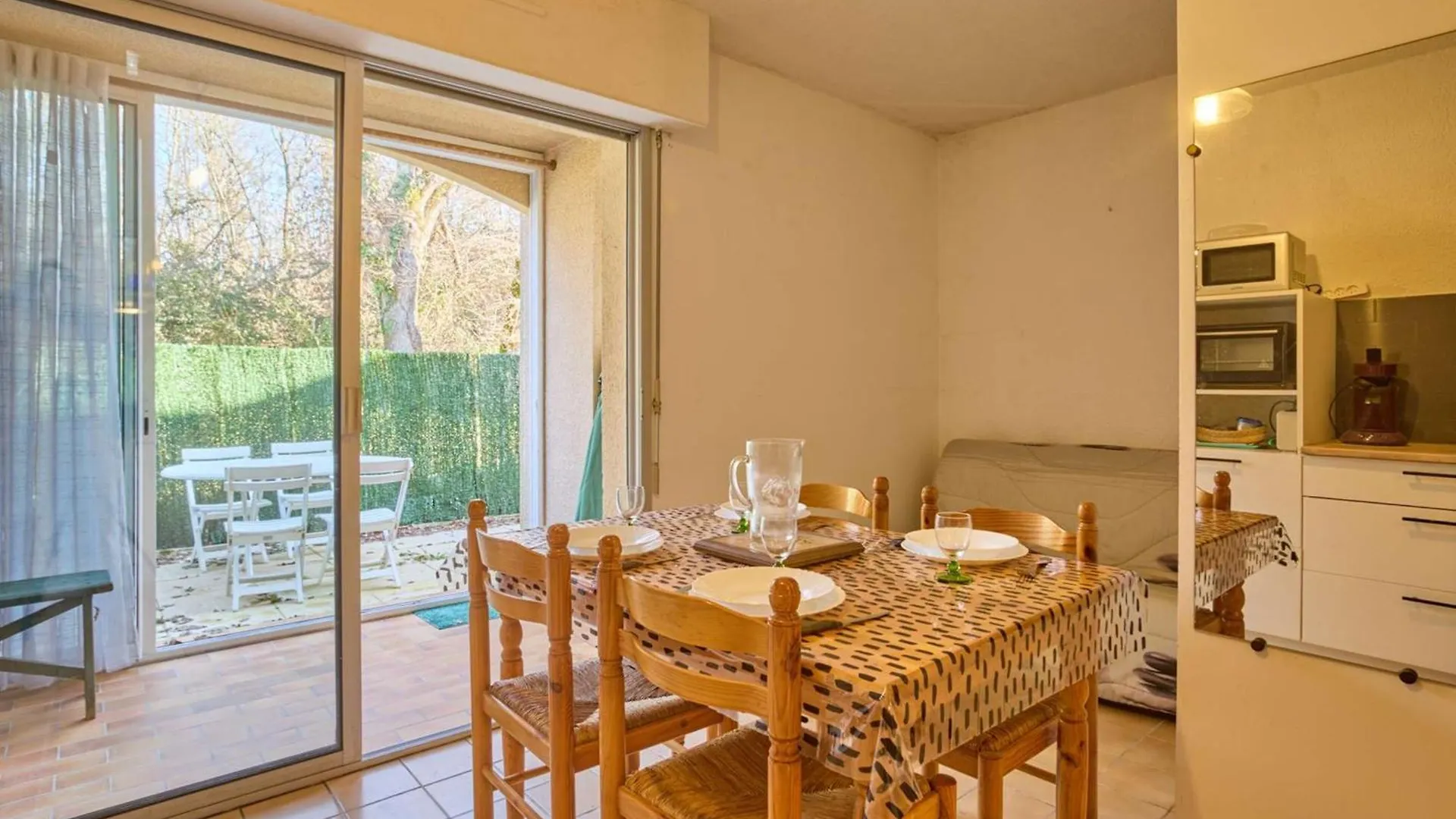 Apartmán T1 bis avec jardin privatif et WiFi, à Barbotan - FR-1-841-64 Cazaubon
